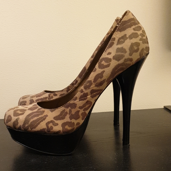 Steve Madden Caryssa Platform Pump - Picture 4 of 5